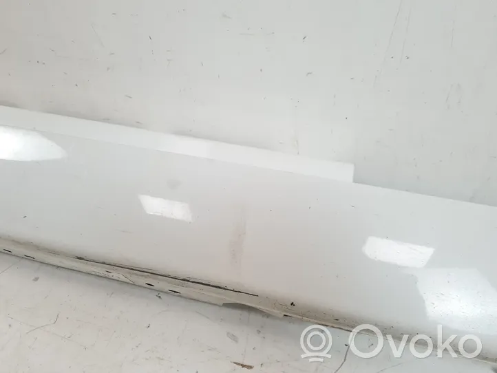 BMW 2 F22 F23 Sill 93120421