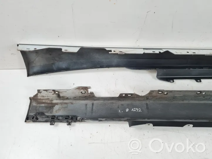 BMW 2 F22 F23 Sill 93120421