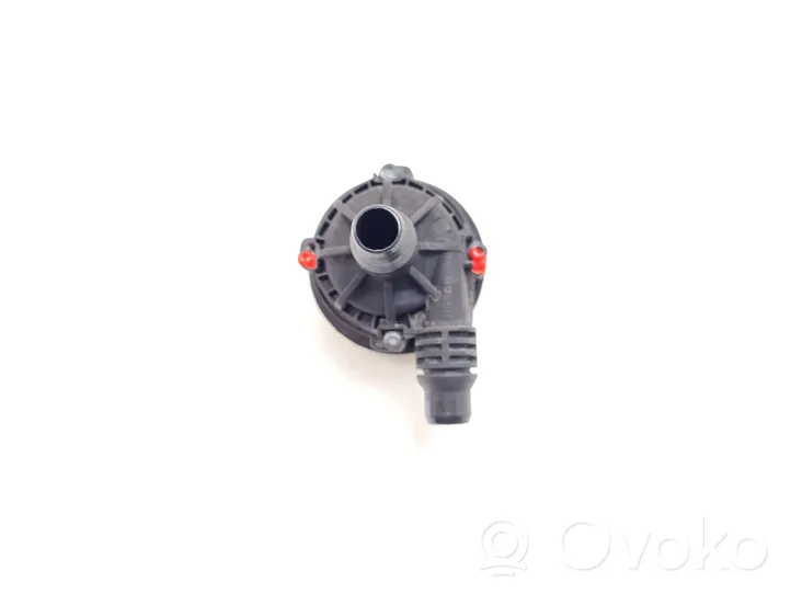 BMW 3 G20 G21 Pompe à eau de liquide de refroidissement 8651287