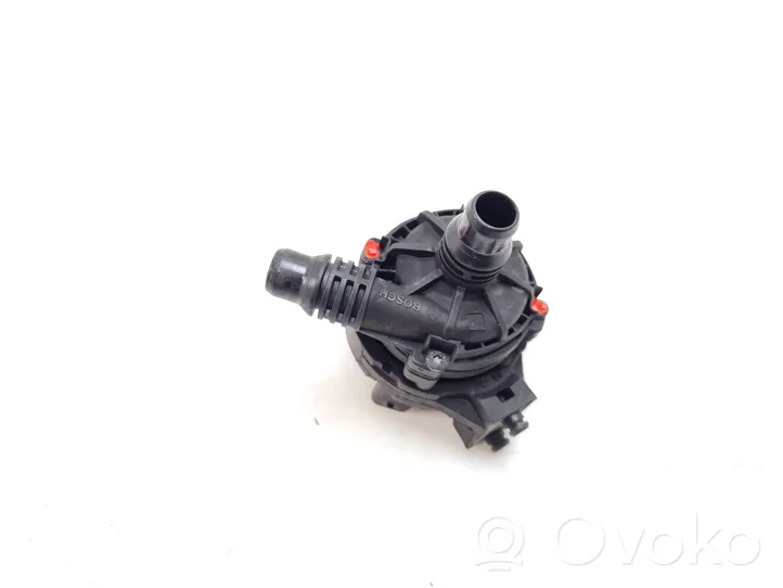 BMW 3 G20 G21 Pompe à eau de liquide de refroidissement 8671654