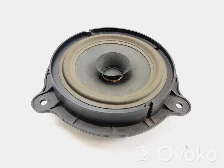 Nissan Qashqai Garsiakalbis (-iai) priekinėse duryse 7606500454