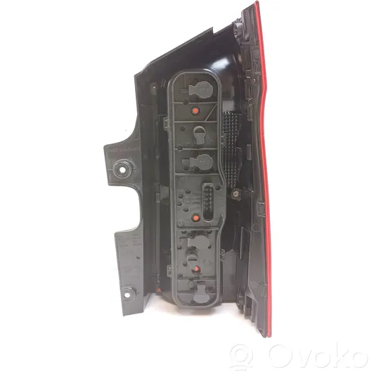 Mercedes-Benz Vito Viano W447 Lampa tylna 2SK011581