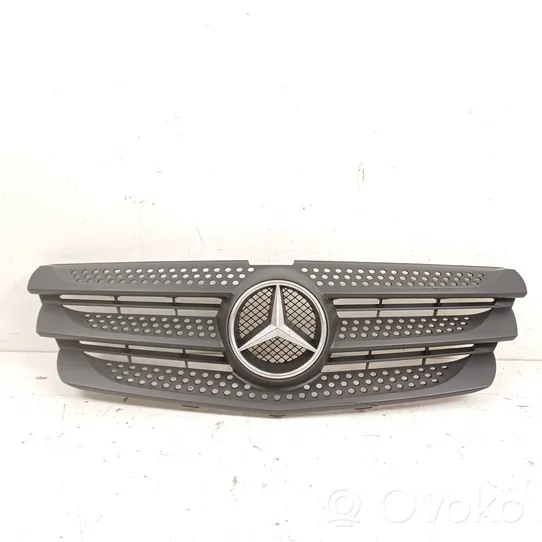 Mercedes-Benz Vito Viano W447 Griglia superiore del radiatore paraurti anteriore A4478880023