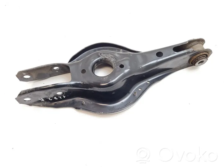 BMW 2 F22 F23 Rear upper control arm/wishbone 6867540