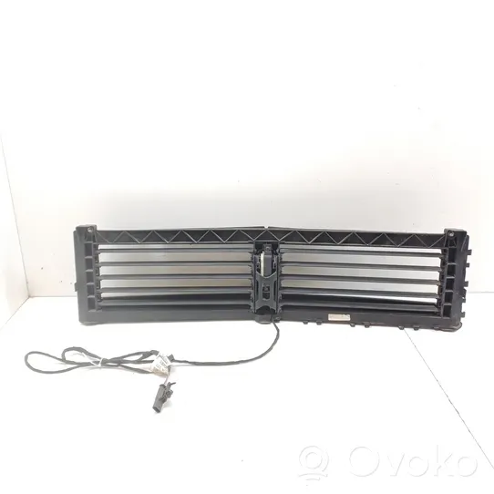 Mercedes-Benz CLA C118 X118 Déflecteur d'air de radiateur de refroidissement A1778850103