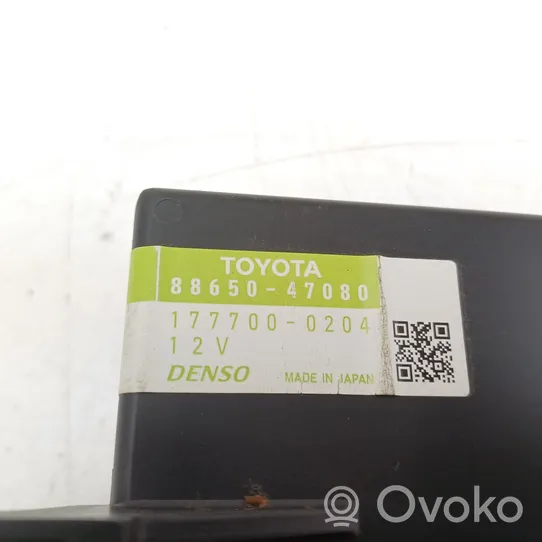 Toyota Prius (XW30) Модуль блока управления кондиционером 8865047080