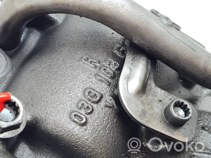 Volkswagen PASSAT B6 Pompa olejowa 03G103535B