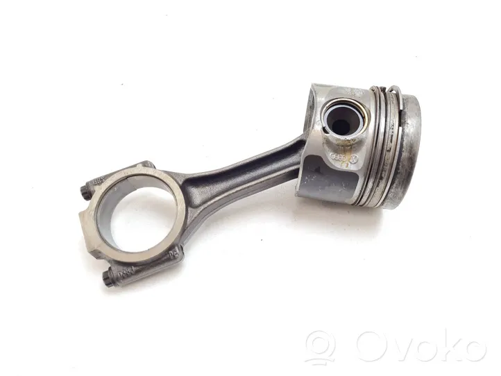 Volkswagen PASSAT B6 Piston with connecting rod 081187