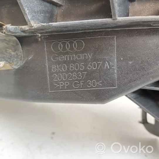 Audi A4 S4 B8 8K Uchwyt / Mocowanie lampy przedniej 8K0805607A