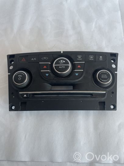 Chrysler 300C Controllo multimediale autoradio 1UW96AAAAA