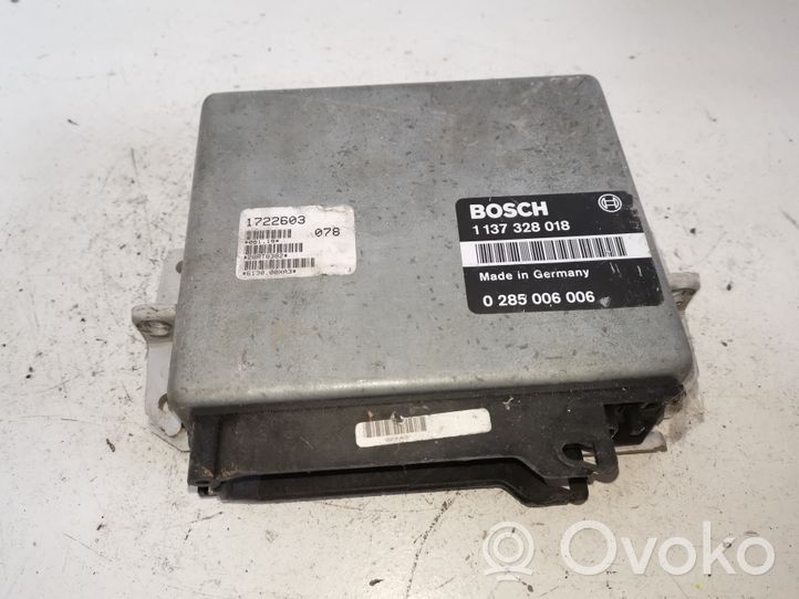 BMW 7 E32 Calculateur moteur ECU 0285006006