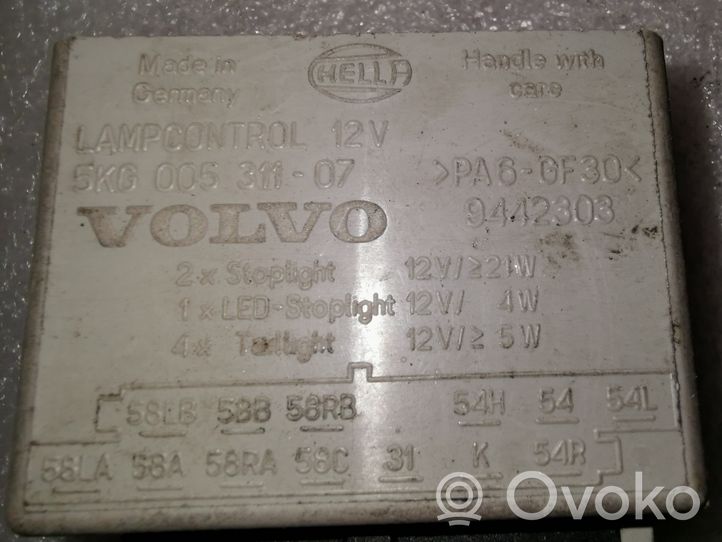 Volvo S70  V70  V70 XC Light module LCM 9442303