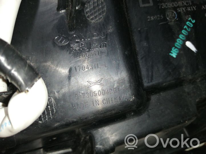 XPeng G3 Lampy tylnej klapy bagażnika 7305004DB1