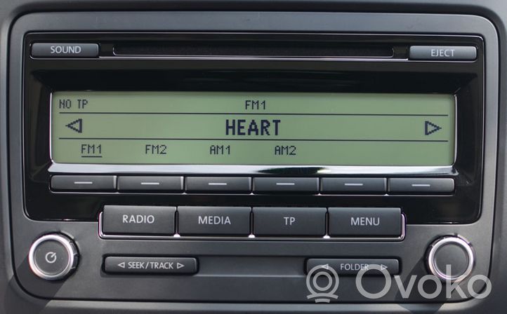 Volkswagen PASSAT B6 Unità principale autoradio/CD/DVD/GPS 1K0035186