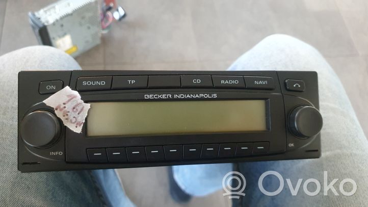 Mercedes-Benz E W210 Radija/ CD/DVD grotuvas/ navigacija BECKER
