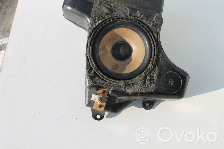 BMW 5 E39 Parcel shelf speaker 65138360788