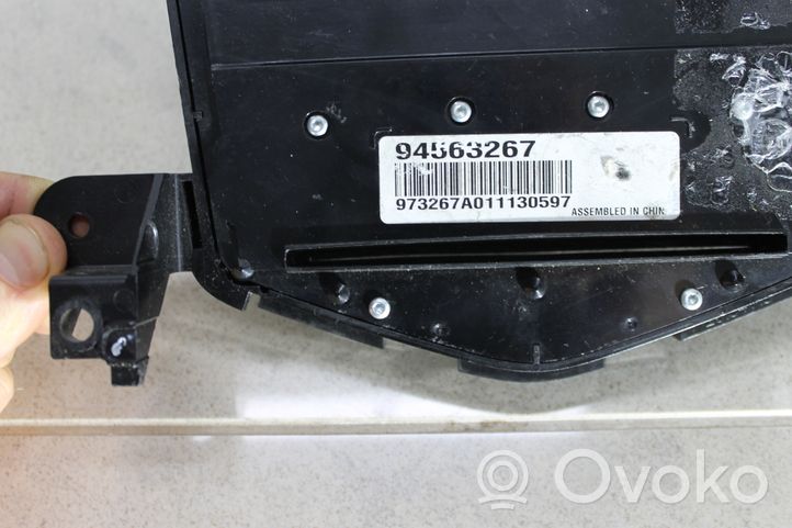 Chevrolet Cruze Console centrale, commande de multimédia l'unité principale 94563267