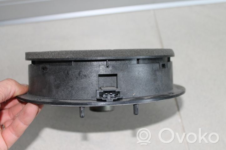 Audi Q3 8U Haut-parleur de porte avant 8R0035415A