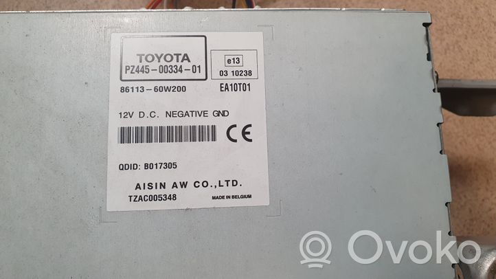 Toyota RAV 4 (XA30) Radio / CD/DVD atskaņotājs / navigācija 8611360W200