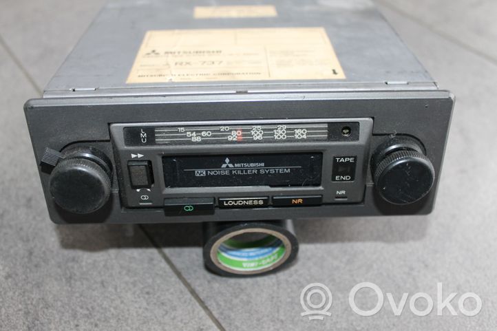 Mitsubishi Galant Eterna Radija/ CD/DVD grotuvas/ navigacija RX737