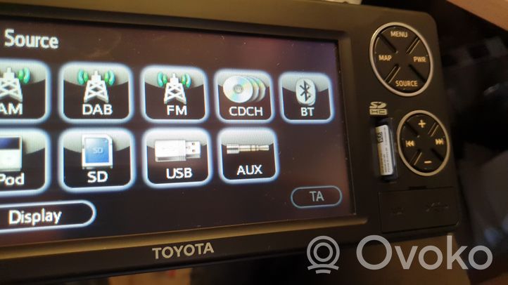 Toyota RAV 4 (XA40) Radio/CD/DVD/GPS-pääyksikkö PZ44500334