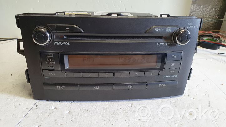 Toyota Auris 150 Panel / Radioodtwarzacz CD/DVD/GPS 861201A240