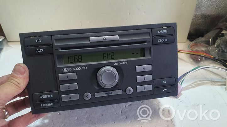 Ford Focus C-MAX Panel / Radioodtwarzacz CD/DVD/GPS 8C1T18C815AA