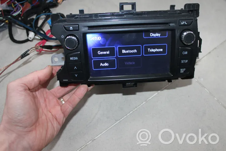 Toyota Yaris Unité principale radio / CD / DVD / GPS 861400D050