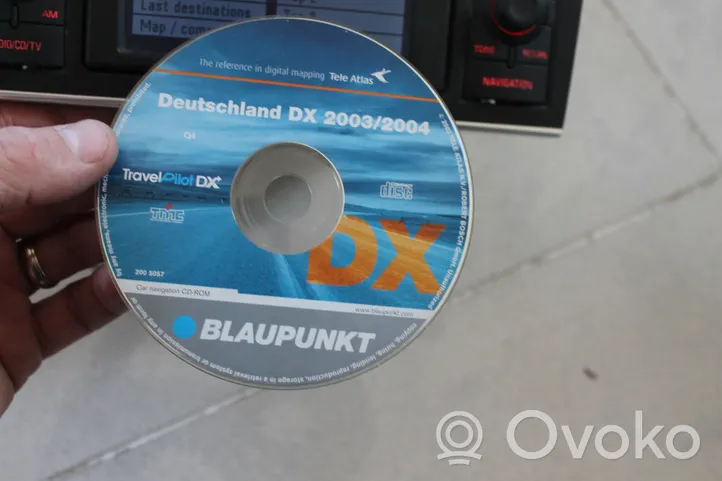 Audi A4 S4 B6 8E 8H Navigaation kartat CD/DVD 2005057