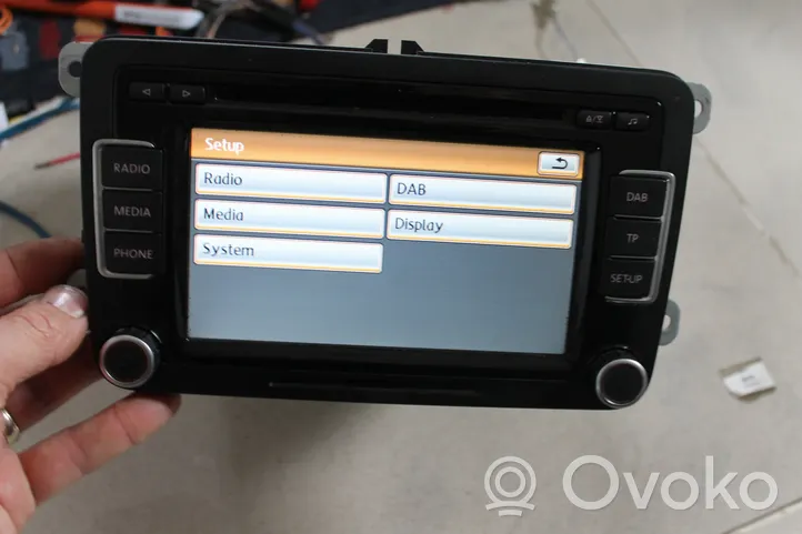 Volkswagen Tiguan Radio/CD/DVD/GPS-pääyksikkö 3C8035195A