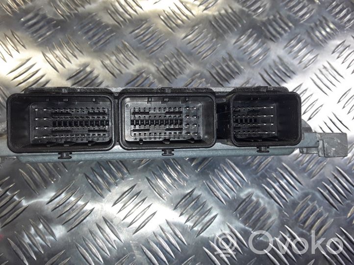 Nissan Qashqai Sterownik / Moduł ECU S180033104A