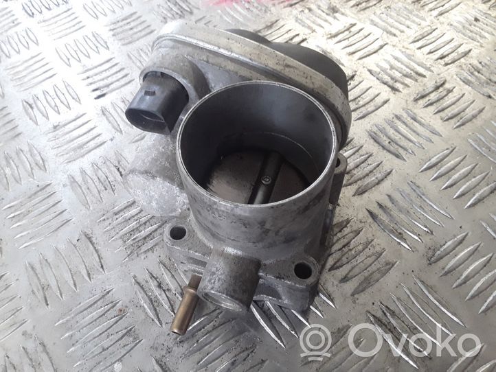 Renault Modus Дроссельная заслонка 8200190230