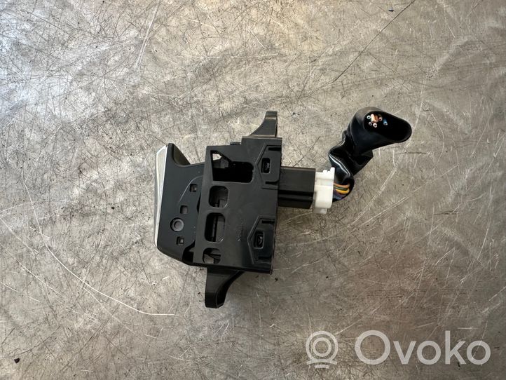 Nissan X-Trail T32 Hand parking brake switch 15709SD