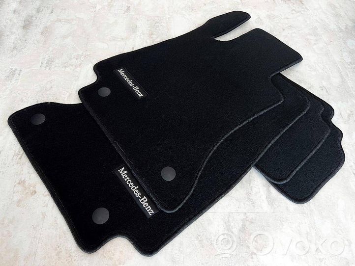 Mercedes-Benz E C207 W207 Car floor mat set 