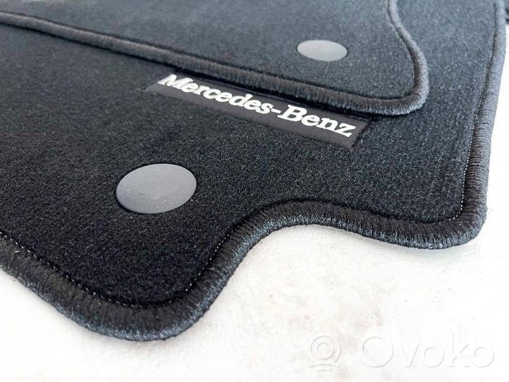 Mercedes-Benz GLK (X204) Car floor mat set 