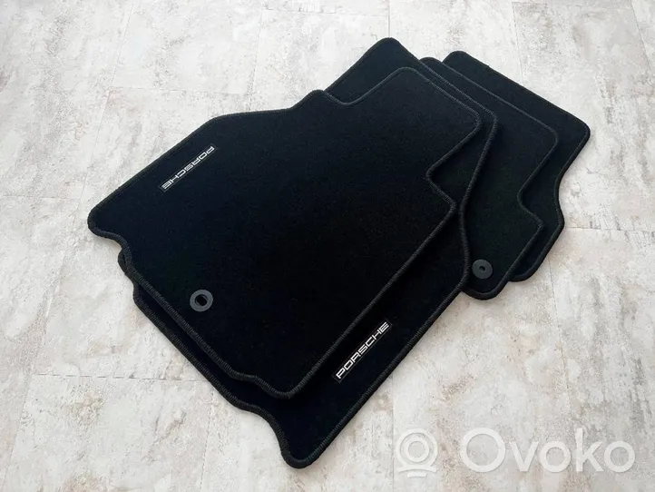 Porsche Macan Car floor mat set 