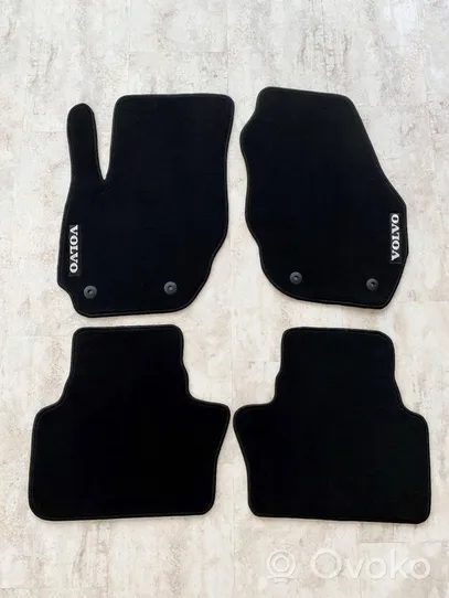 Volvo XC70 Car floor mat set 