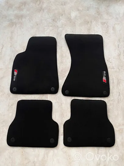 Audi A5 8T 8F Kit tapis de sol auto 