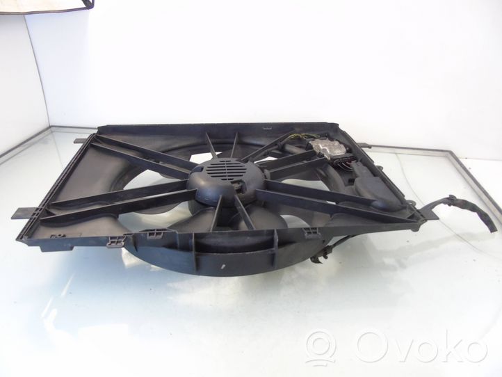 Mercedes-Benz C W204 Ventilatore di raffreddamento elettrico del radiatore A2045000193