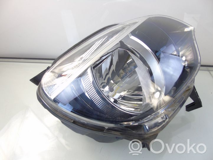 Renault Twingo III Lampa przednia 260103835R