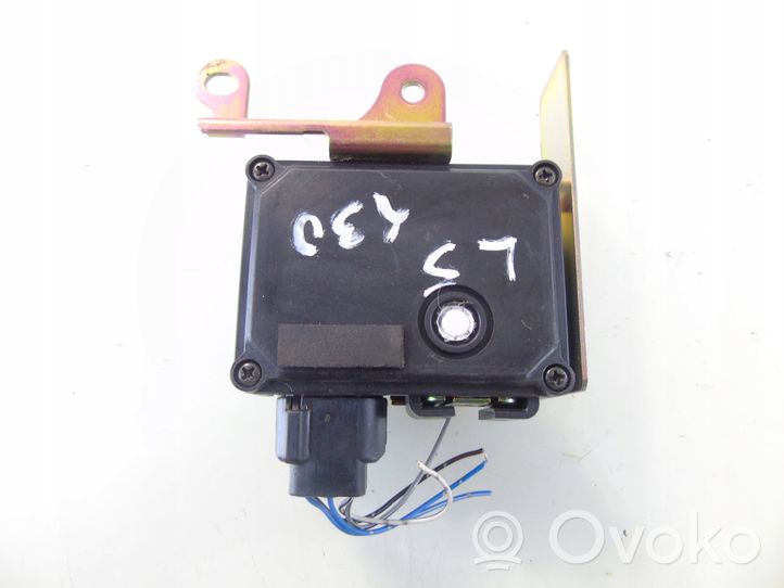 Lexus LS 430 Boîtier module alarme 8904050010