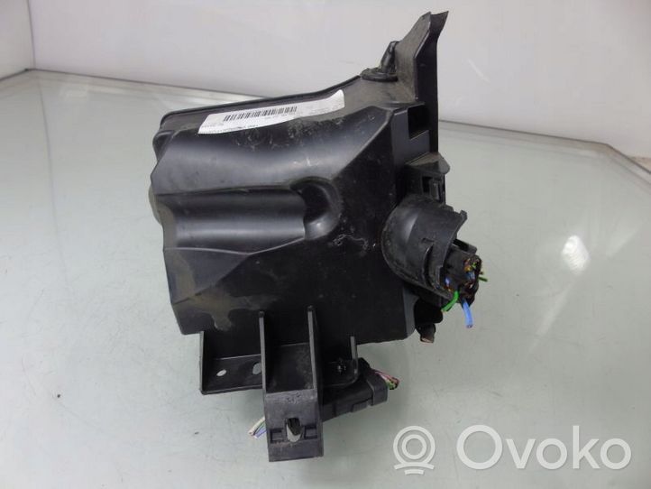 Peugeot 208 Module de fusibles 