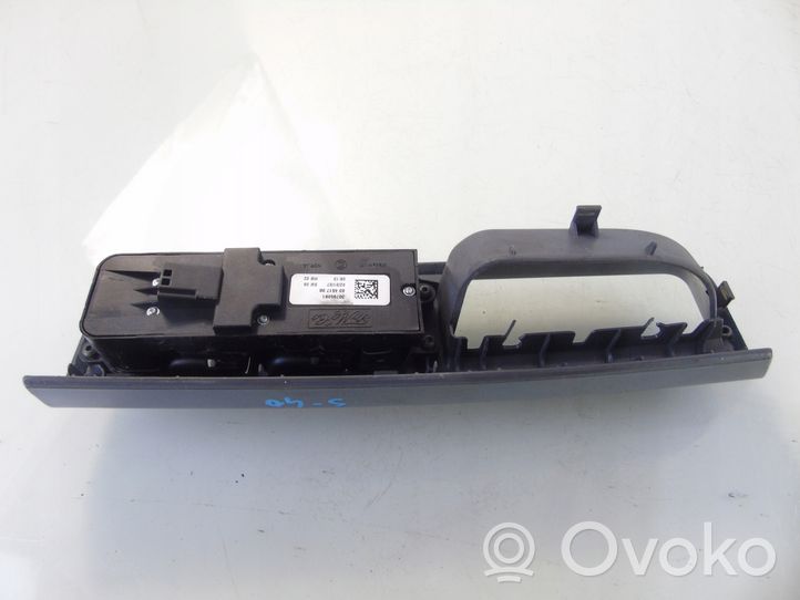 Volvo V50 Interruttore di controllo dell’alzacristalli elettrico 8679473