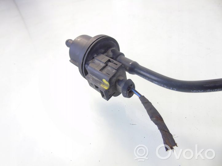 Volkswagen Golf VI Linea/tubo/manicotto del vuoto 03F133366B