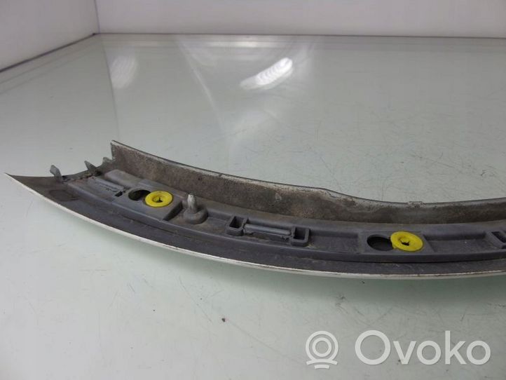 Volvo C30 Rear arch trim 