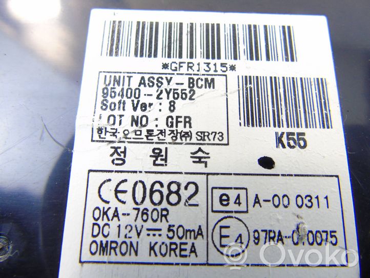 Hyundai ix35 Set scatola dei fusibili 954002Y552