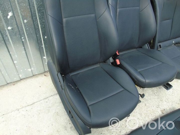 Mercedes-Benz C W205 Set interni 