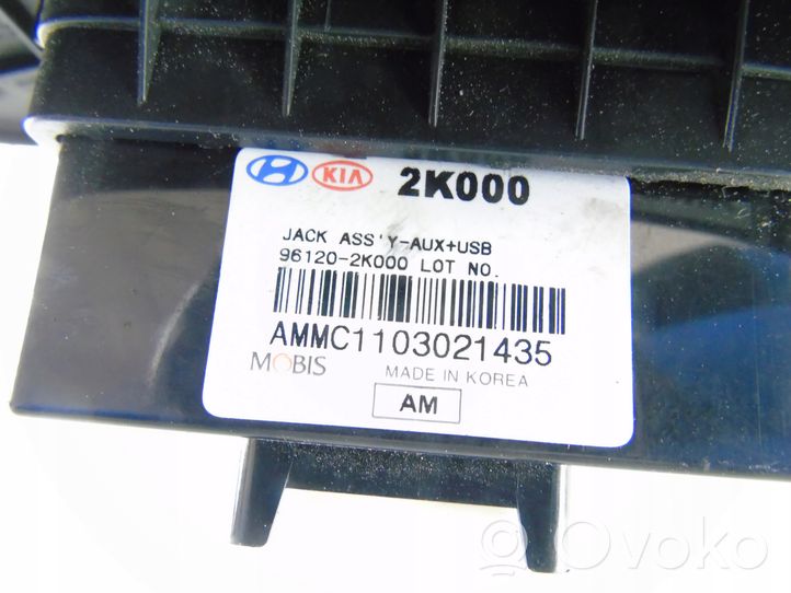 KIA Soul Connettore plug in USB 247462K100