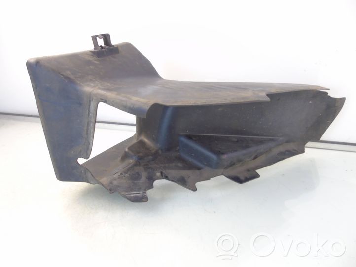 Seat Exeo (3R) Välijäähdyttimen ilmakanavan ohjain 3R0825639A