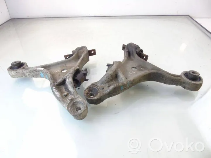 Volvo V70 Front lower control arm/wishbone 